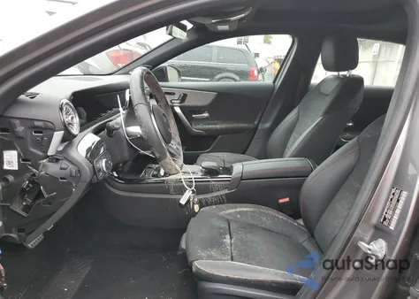 2021 Mercedes-Benz A 220 4Matic z USA, uszkodzony, nr VIN W1K3G4FB4MJ294808